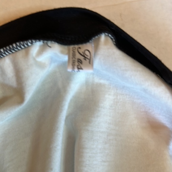 Fashion women’s T-shirt “WINOSAUR” black and white - Picture 6 of 9